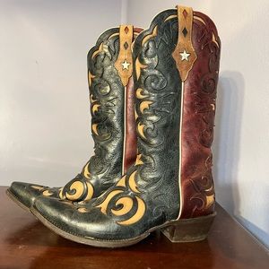 Ariat Red white and blue rustic crackle cowboy boots - 9.5